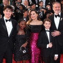 Filename=0517_-_78th_Cannes_Film_Festival_2025_-_Die_My_Love_002_peter-hermann_net.jpg
Filesize=237KiB
Dimensions=1800x1200
Date added=May 17, 2025 0517_-_78th_Cannes_Film_Festival_2025_-_Die_My_Love_002_peter-hermann_net.jpg
