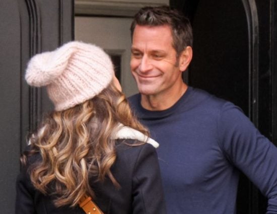 Younger Season 6 – new set photos – Sutton Foster and Peter Hermann kiss while filming